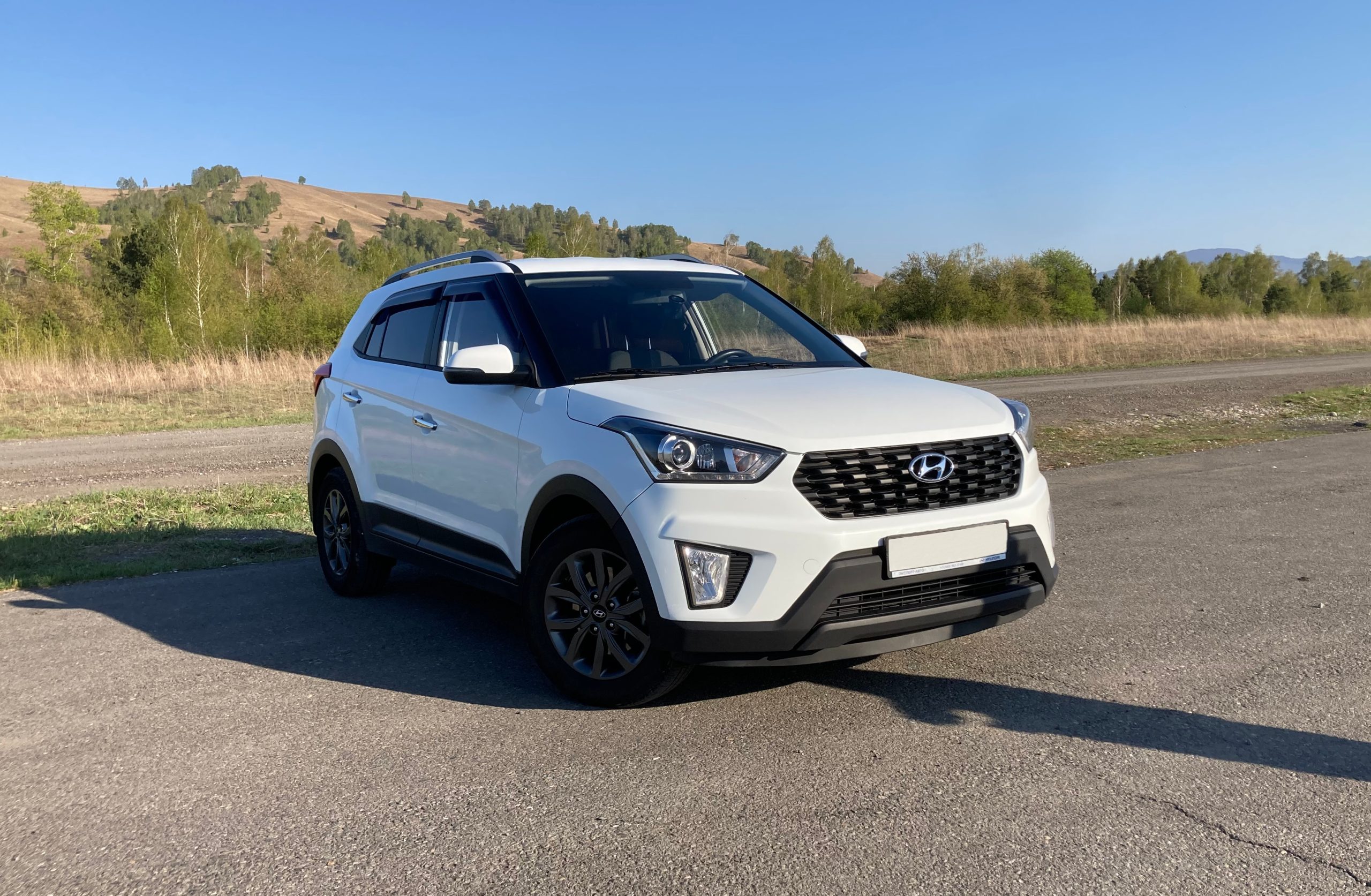 Аренда Hyundai Creta 4WD Белый в Горно-Алтайске без водителя