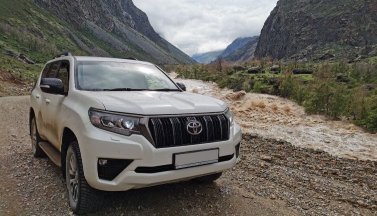 Toyota Land Cruiser 150