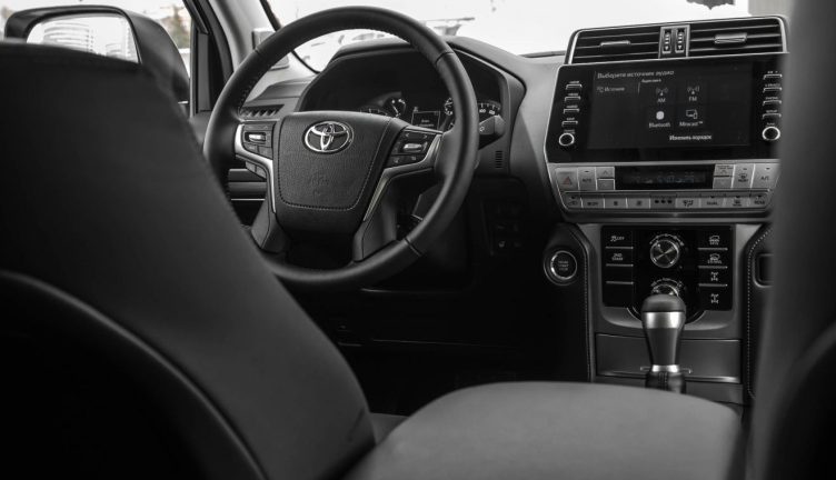 Toyota Land Cruiser 150