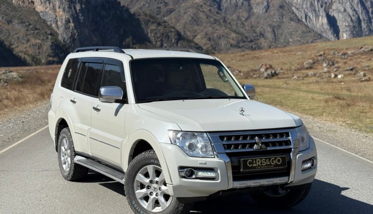 Mitsubishi Pajero IV