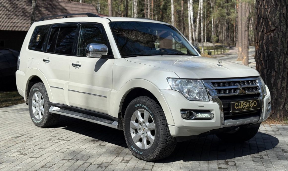 Mitsubishi Pajero IV